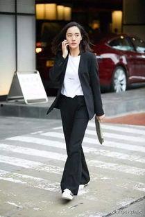 网红西裤黑色外套,黑色外套搭配西裤的时尚魅力