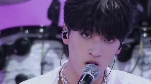 带霖明星,闪耀舞台，点亮人生